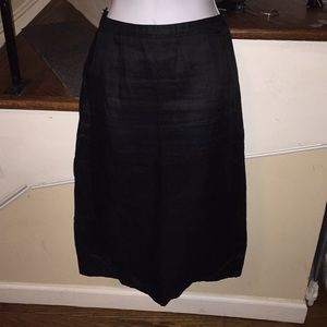 Gabriele Strehle. Perfect black skirt.